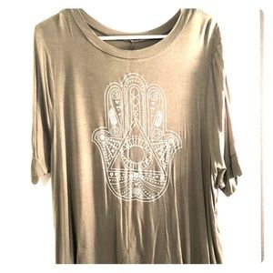 Fifth Sun mid length shirt